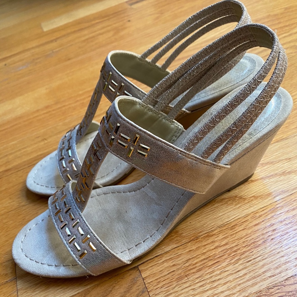 New York Transit Wedge Sandal